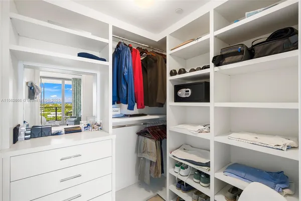 $20,000 | 360 Ocean Drive, Unit 905S, Key Biscayne, FL 33149