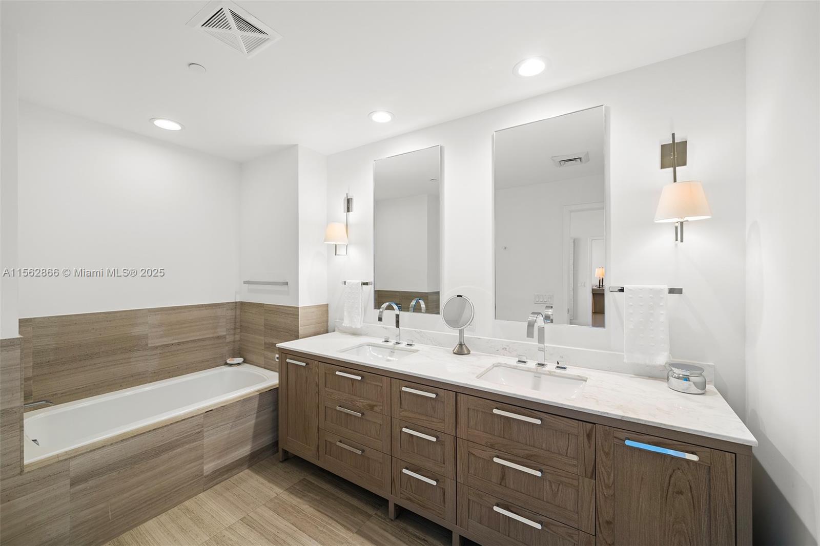 360 Ocean Drive, Unit 905S Key Biscayne, FL 33149 - Photo 15 of 43