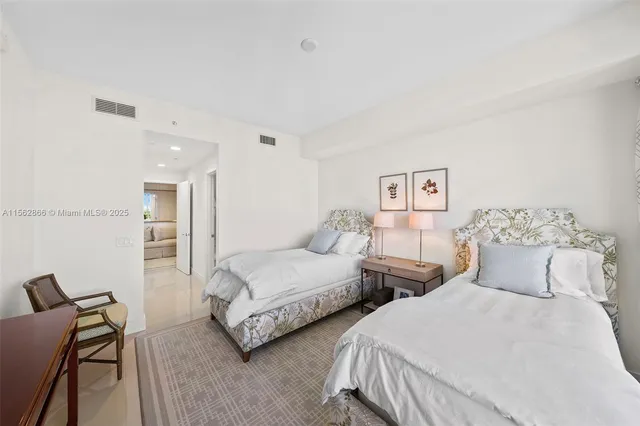 $20,000 | 360 Ocean Drive, Unit 905S, Key Biscayne, FL 33149