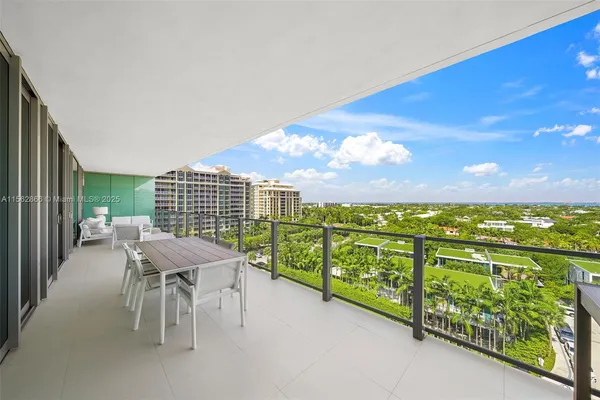 $20,000 | 360 Ocean Drive, Unit 905S, Key Biscayne, FL 33149