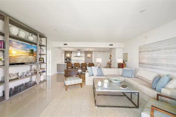 $20,000 | 360 Ocean Drive, Unit 905S, Key Biscayne, FL 33149