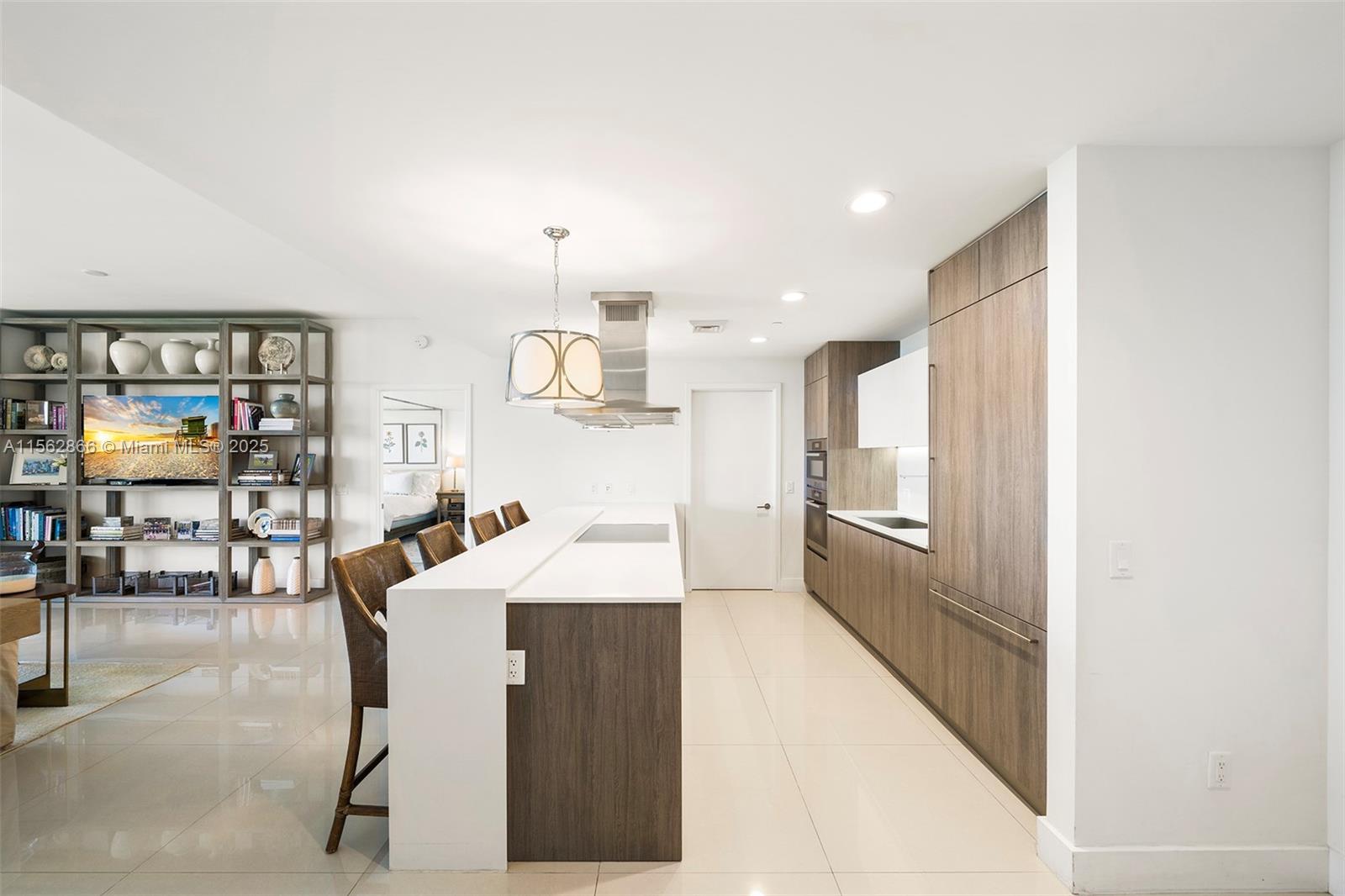 360 Ocean Drive, Unit 905S Key Biscayne, FL 33149 - Photo 7 of 43