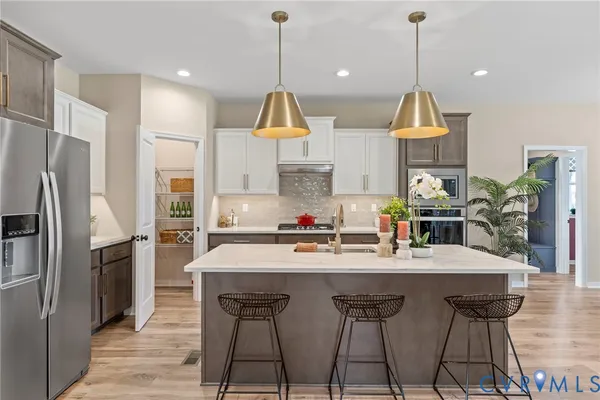 $699,950 | 9344 East View Lane, Providence Forge, VA 23140