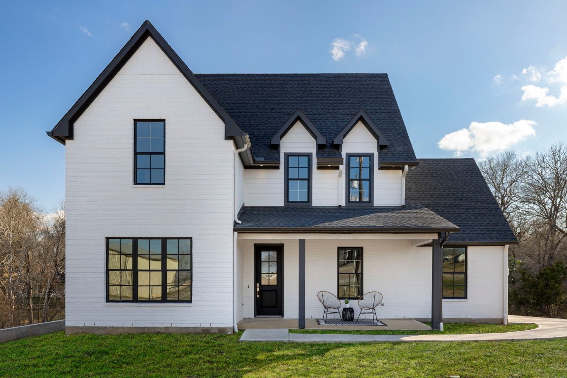 3223 Tamy Lane Brenham, TX 77833 - Photo 50 of 50 a front view of a house with a yard