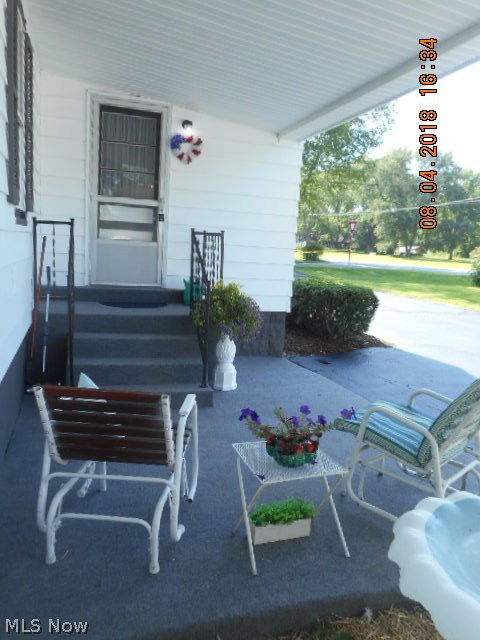 596 Briggs Road Leavittsburg, OH 44430 - Photo 8 of 29 Gallery Image 8
