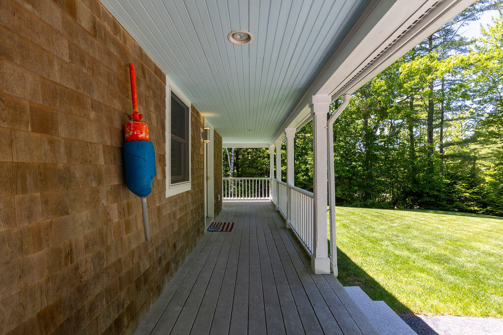 91 Oak Ridge Road Kennebunkport, ME 04046 - Photo 6 of 33 RE_PM_vbenenti_91oakridgekennebunkport_r
