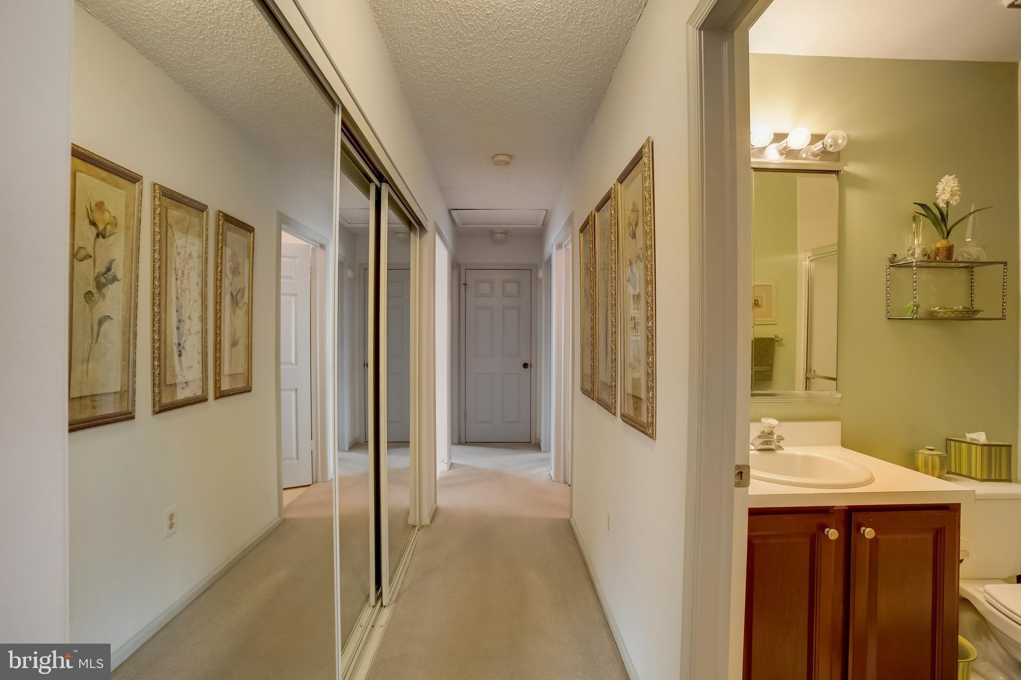 792 Pompton Road Monroe Township, NJ 08831 - Photo 17 of 29 Gallery Image 17