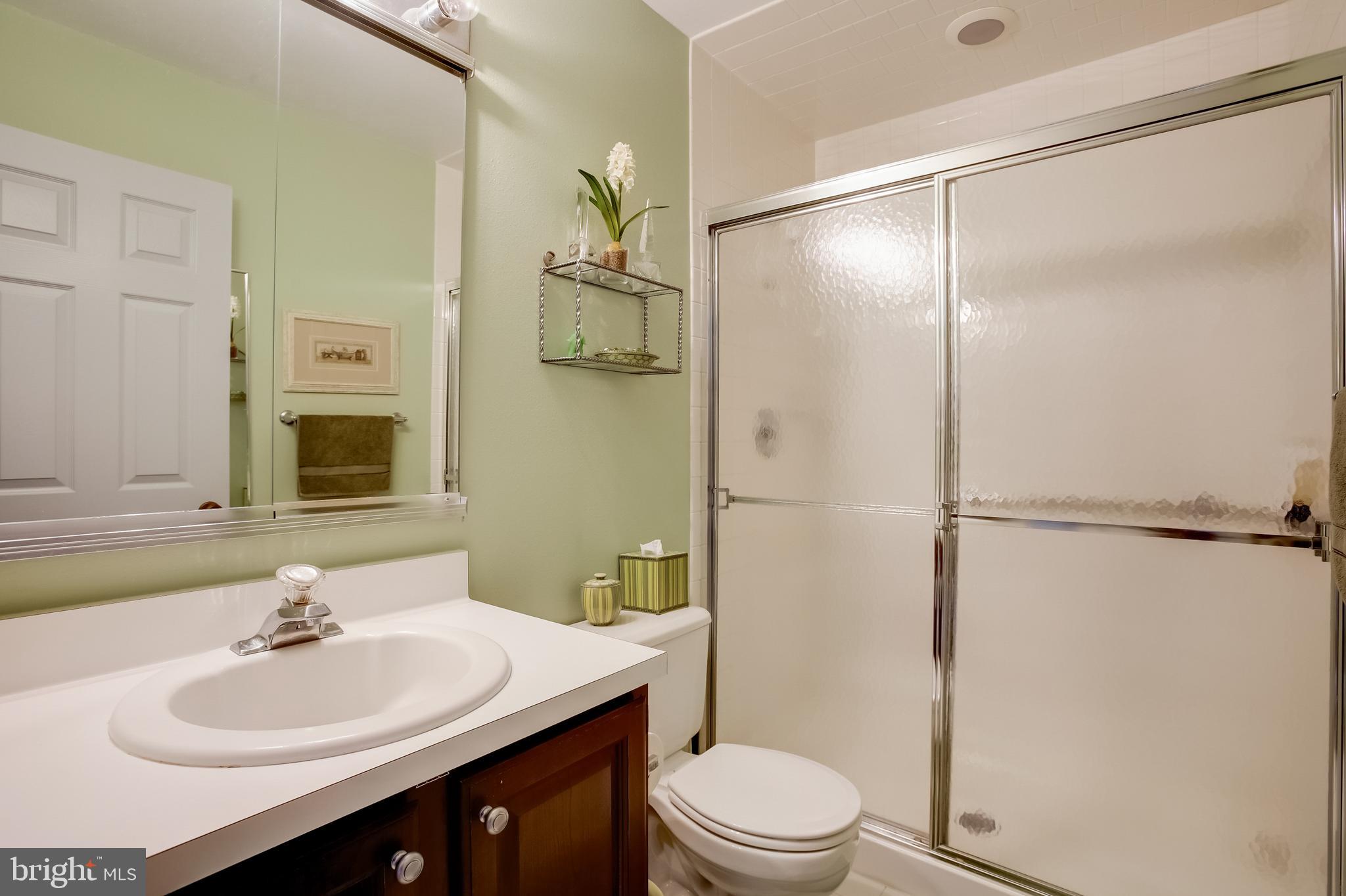 792 Pompton Road Monroe Township, NJ 08831 - Photo 18 of 29 Gallery Image 18
