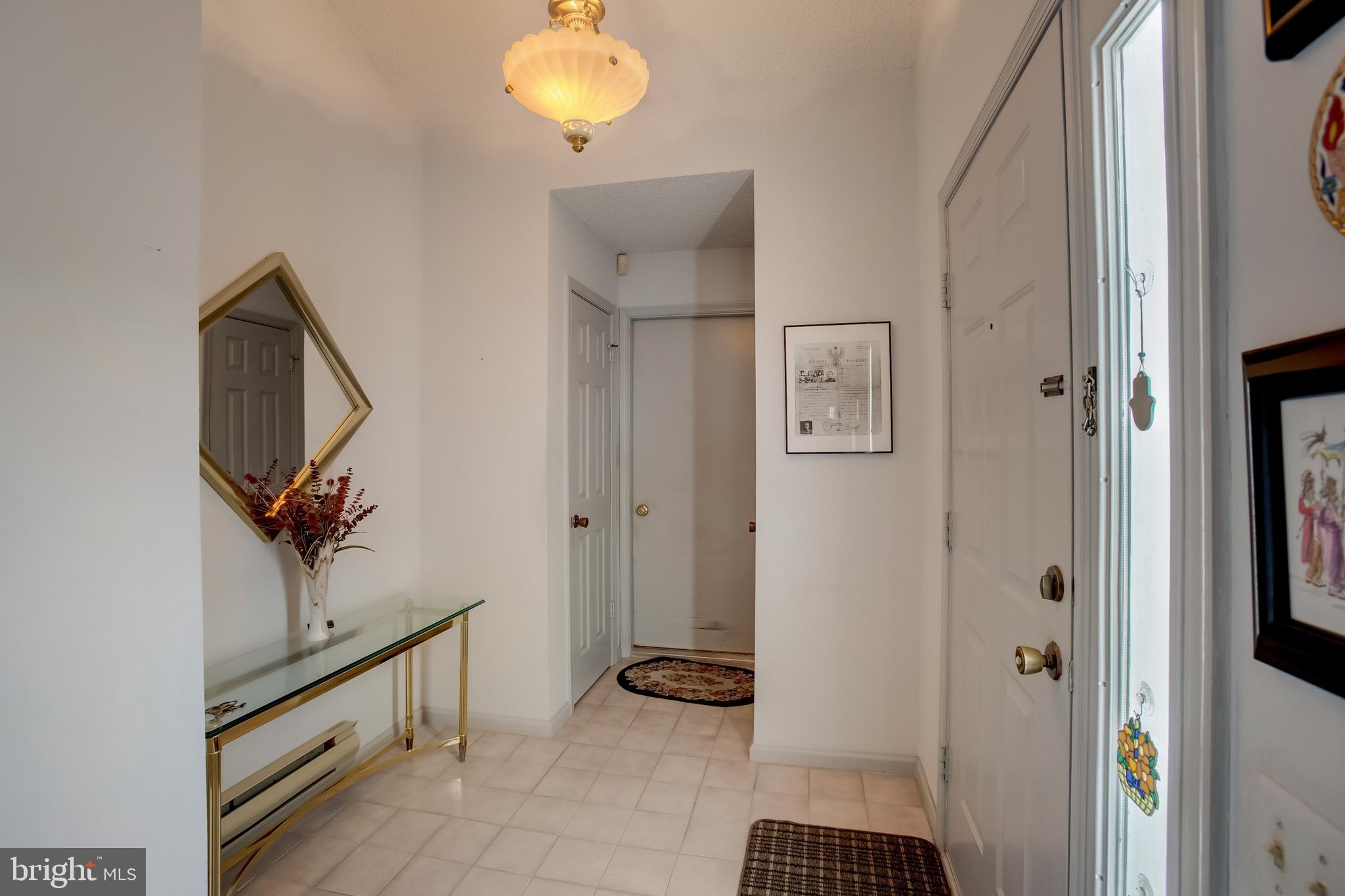792 Pompton Road Monroe Township, NJ 08831 - Photo 4 of 29 Gallery Image 4