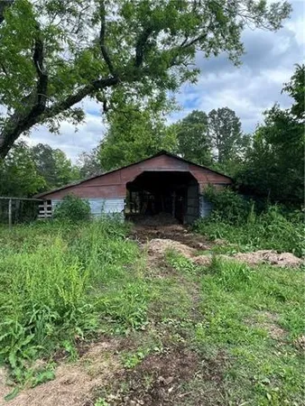 $265,000 | 138 Gilcrease Road, Montgomery, LA 71454