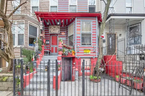 $1,089,000 | 31-13 12th Street | Astoria