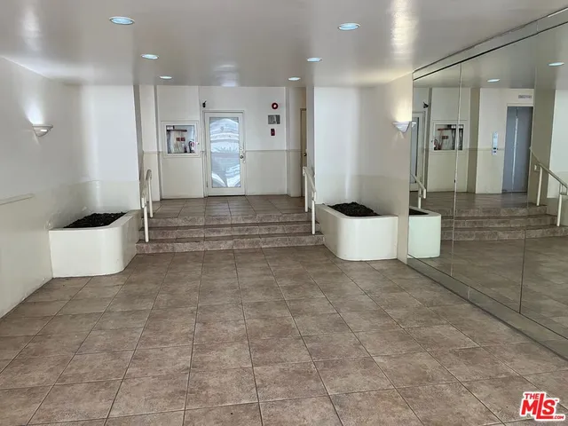 $17,700,000 | 1617 North Fuller Avenue, Los Angeles, CA 90046