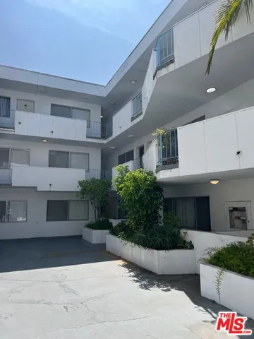 $17,700,000 | 1617 North Fuller Avenue, Los Angeles, CA 90046