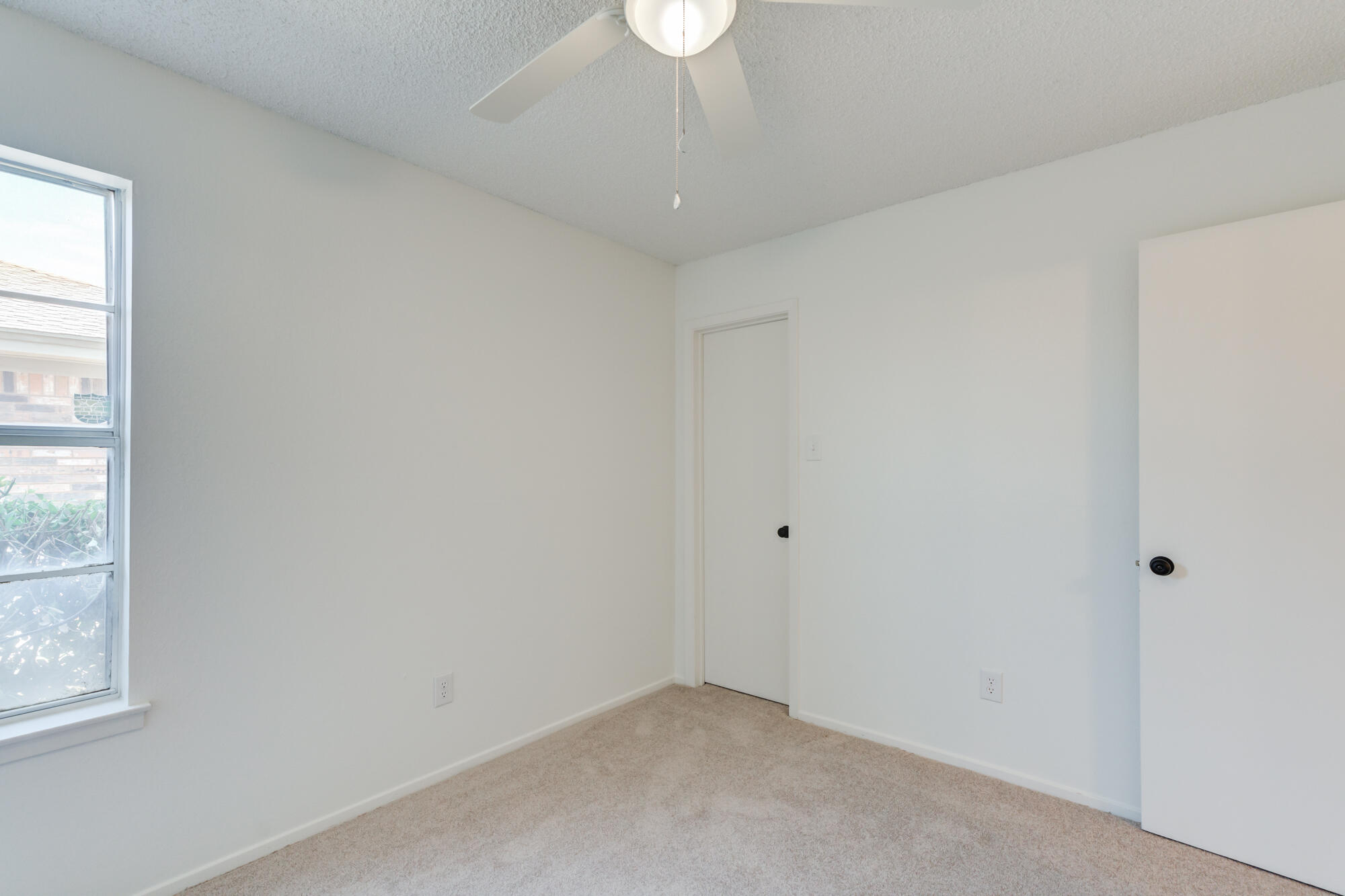 5018 70th Street Lubbock, TX 79424 - Photo 9 of 34 DSC04882_3_4_5_6