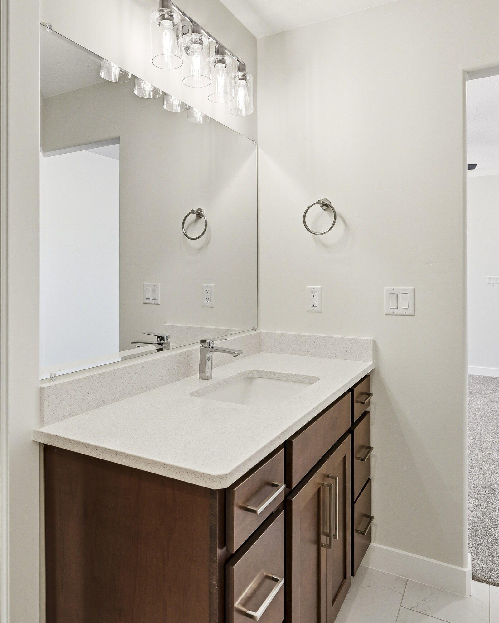 3887 North Hawks Landing Loop Cedar City, UT 84721 - Photo 25 of 46 3887 N Hawk Landing-34