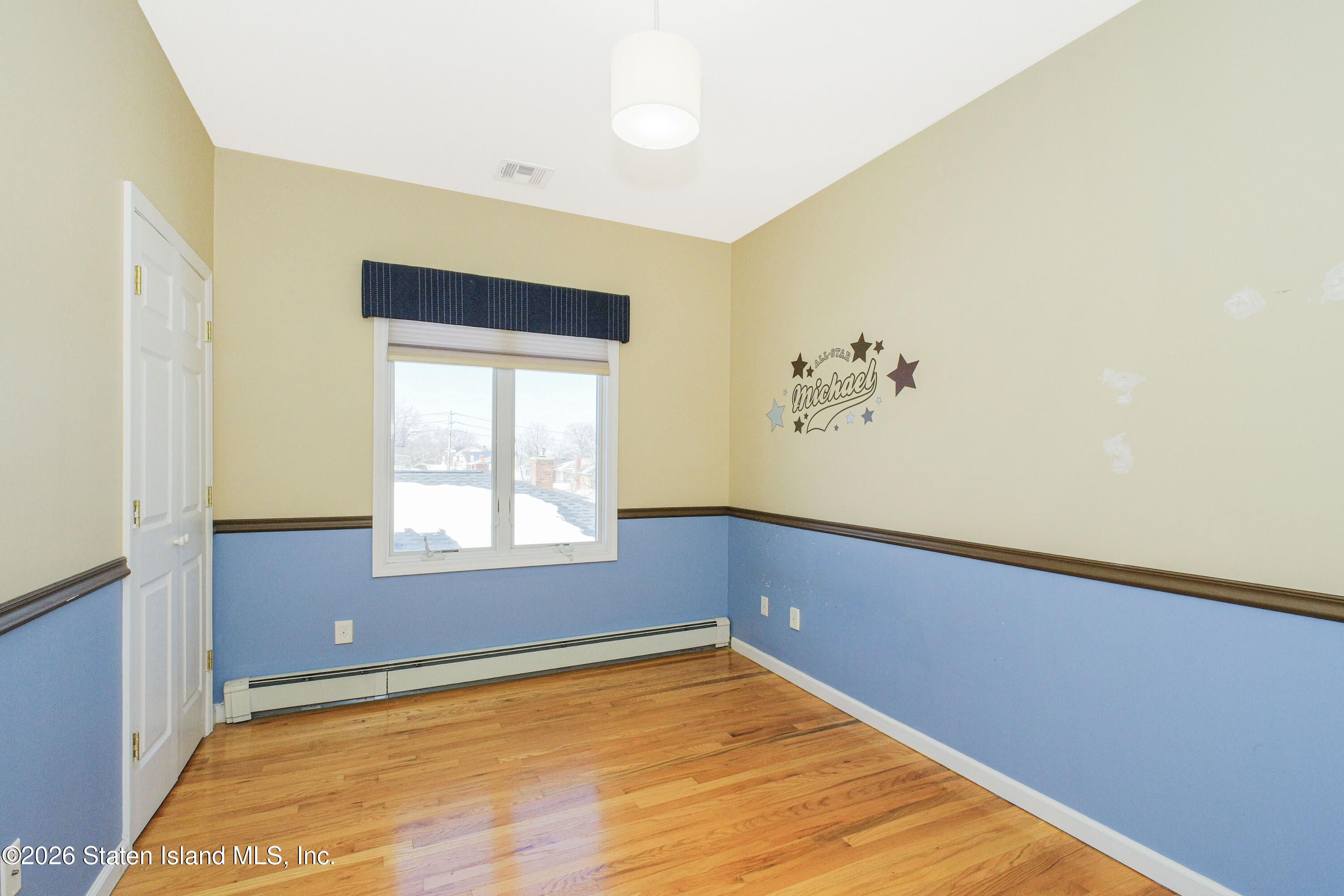 143 Wolverine Street Staten Island, NY 10306 - Photo 15 of 36 Photo Feb 27 2026, 10 19 05 PM