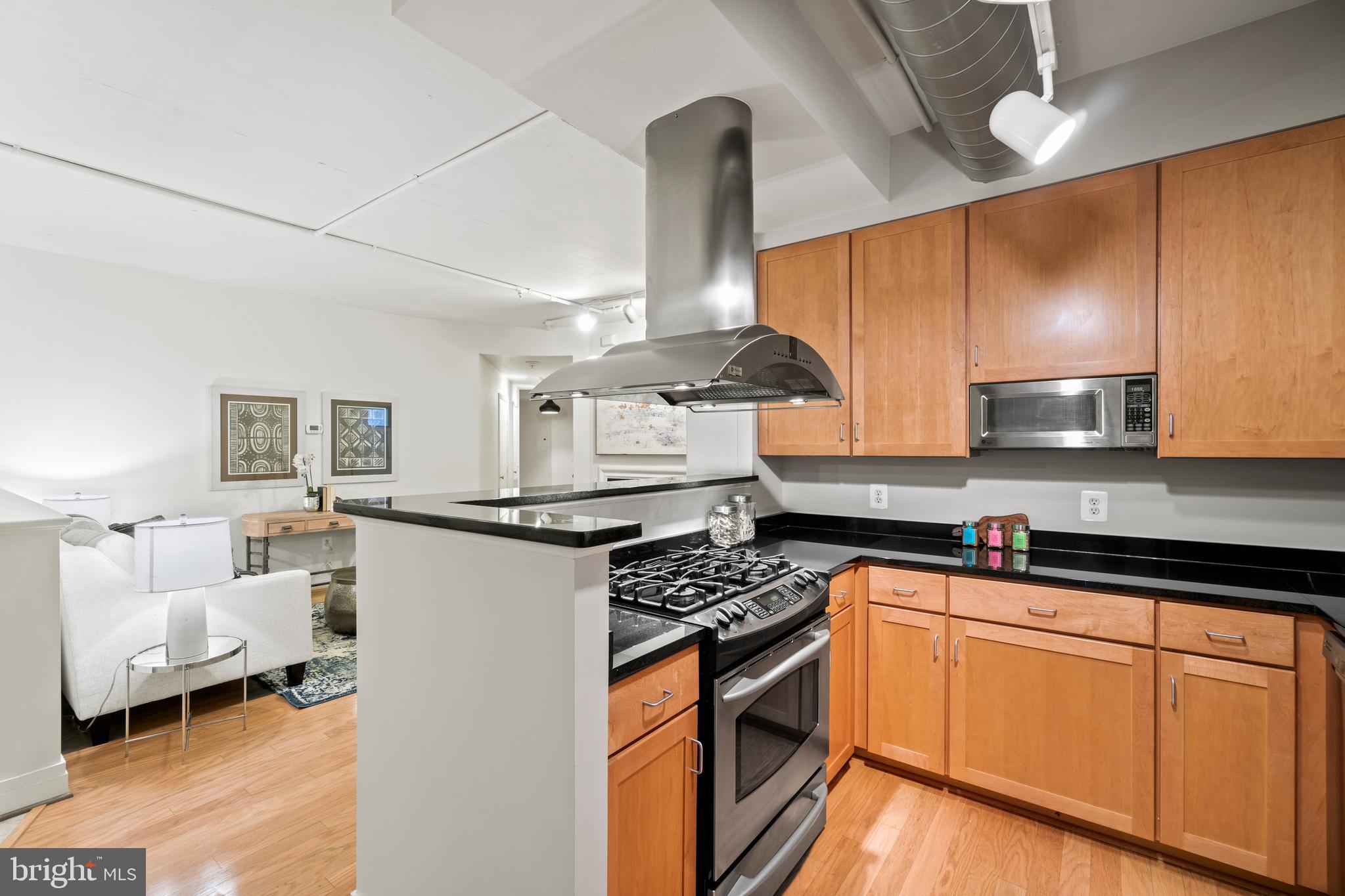 2020 12th Street Northwest, Unit T03 Washington, DC 20009 - Photo 18 of 36