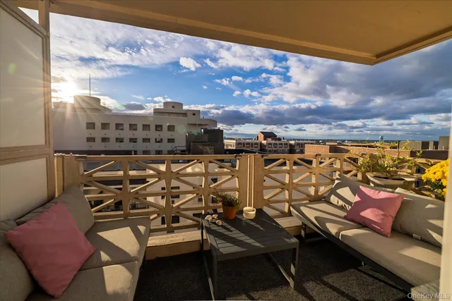 $780,000 | 430 Shore Road, Unit 8K, Long Beach, NY 11561