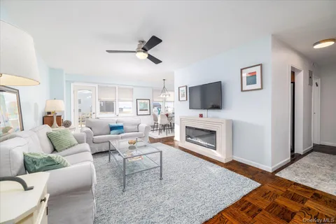 $780,000 | 430 Shore Road, Unit 8K, Long Beach, NY 11561