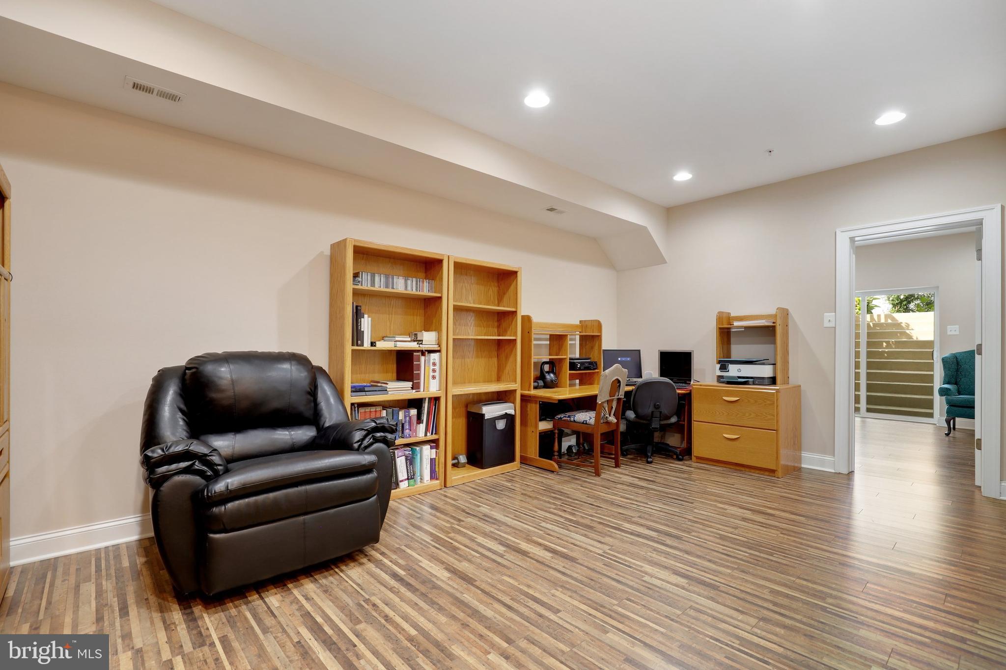 4611 Ridge Road Baltimore, MD 21236 - Photo 40 of 53 Gallery Image 40