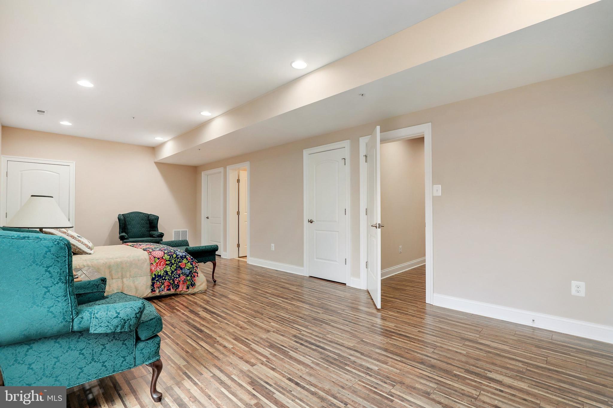4611 Ridge Road Baltimore, MD 21236 - Photo 42 of 53 Gallery Image 42
