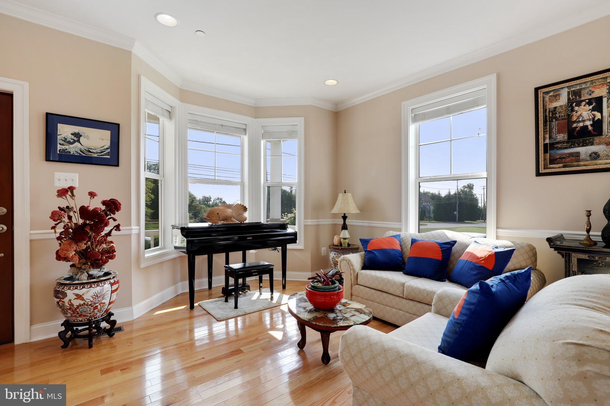 4611 Ridge Road Baltimore, MD 21236 - Photo 6 of 53 Gallery Image 6