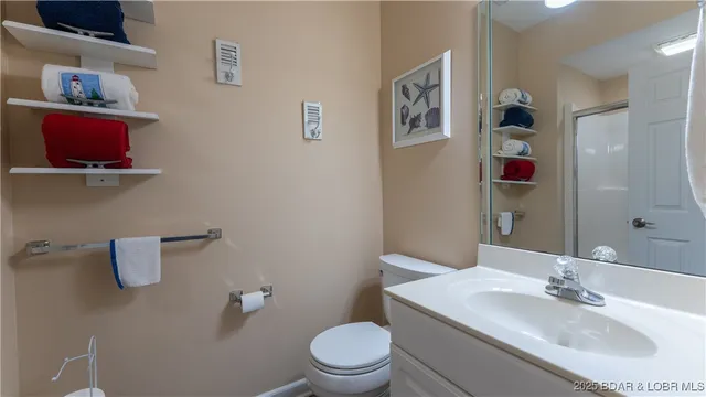 $450,000 | 73 Evergreen Condo Drive, Unit 2A, Sunrise Beach, MO 65079