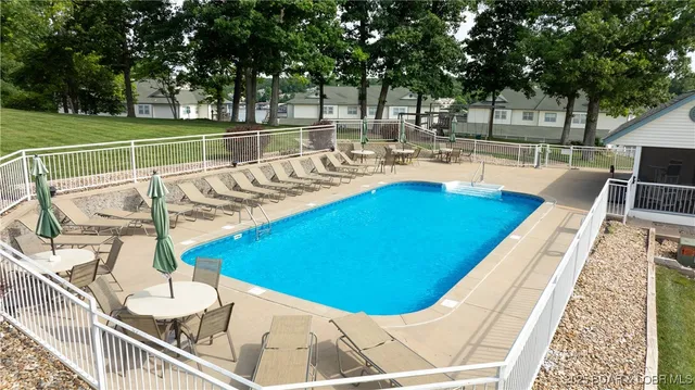 $450,000 | 73 Evergreen Condo Drive, Unit 2A, Sunrise Beach, MO 65079