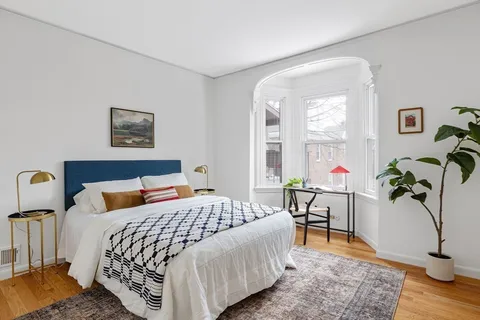 $1,100,000 | 352 Harvard Street, Unit 1C, Cambridge, MA 02138