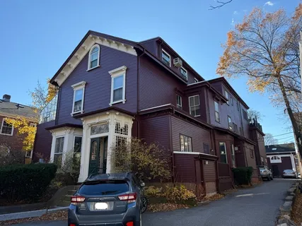 $1,100,000 | 352 Harvard Street, Unit 1C, Cambridge, MA 02138