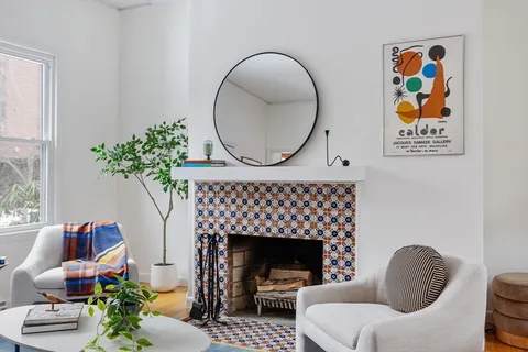 $1,100,000 | 352 Harvard Street, Unit 1C, Cambridge, MA 02138