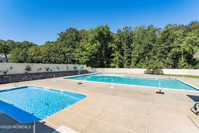 a view of a tennis court