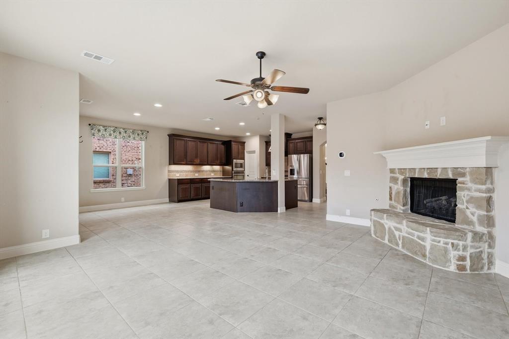 2739 Chimney Rock Road Burleson, TX 76028 - Photo 16 of 40