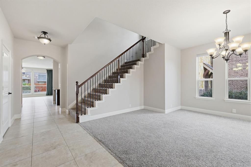 2739 Chimney Rock Road Burleson, TX 76028 - Photo 5 of 40