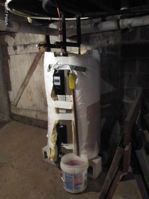 1172 Lake Henry Road Lake Ariel, PA 18436 - Photo 14 of 31 Water heater