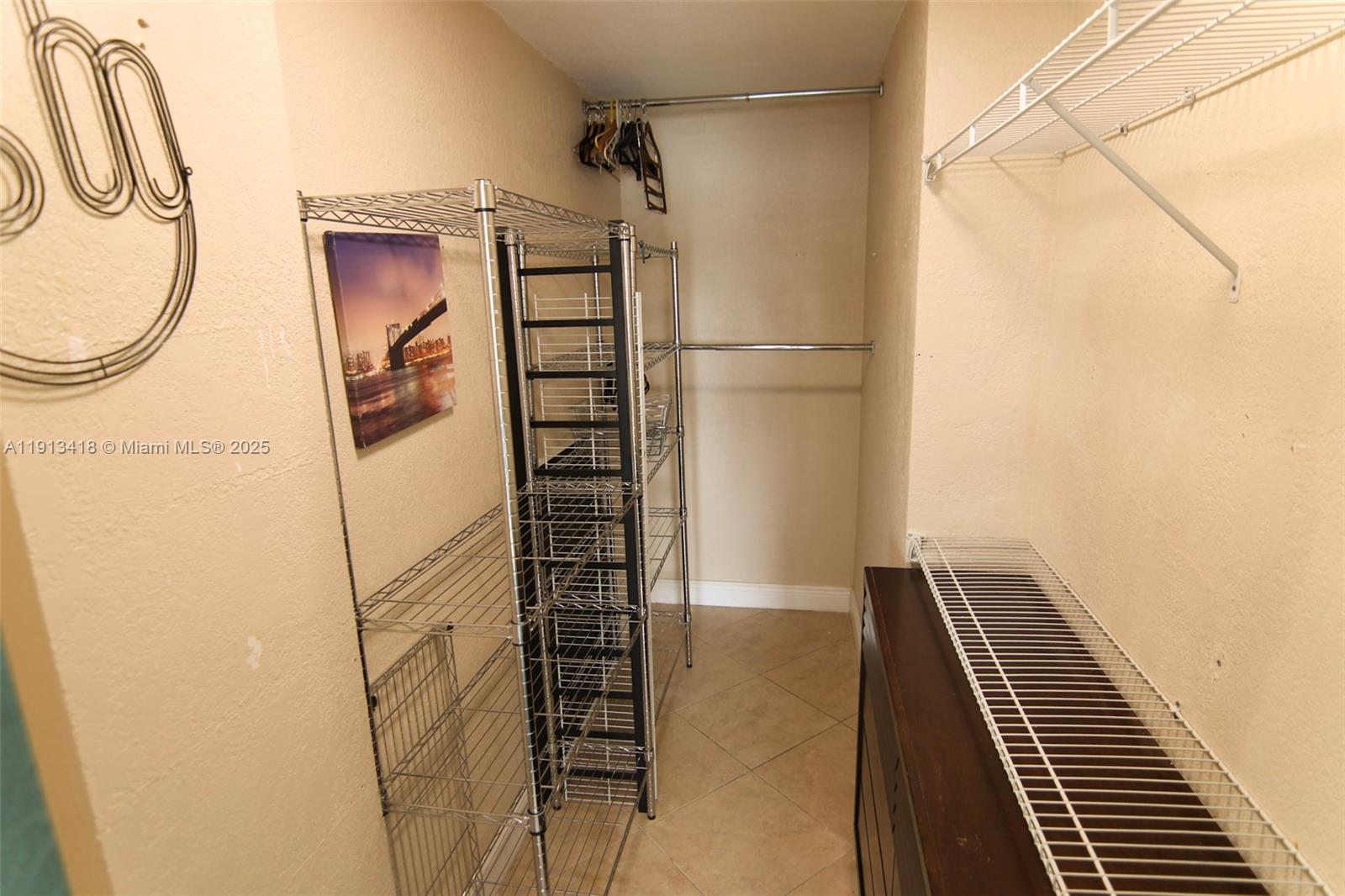 1130 11th Street, Unit 6A Miami Beach, FL 33139 - Photo 17 of 36