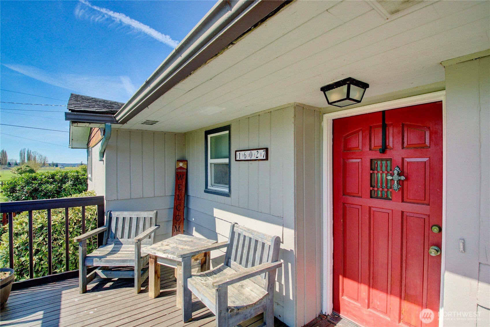 16027 West Division Street Mount Vernon, WA 98273 - Photo 3 of 36