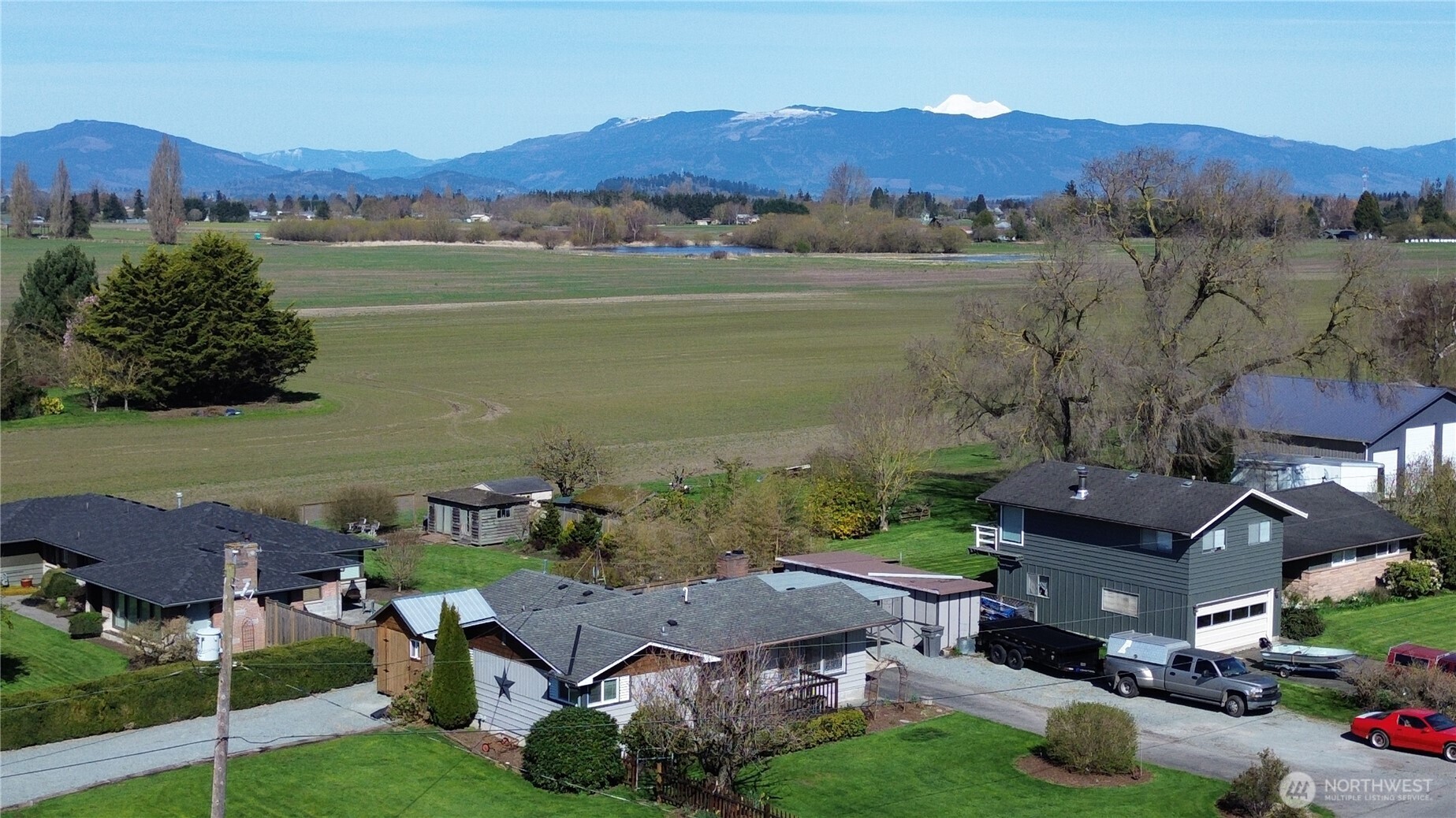 16027 West Division Street Mount Vernon, WA 98273 - Photo 35 of 36 an aerial view of multiple house