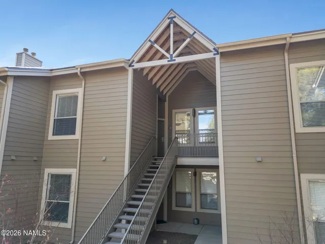 a view of an outdoor space