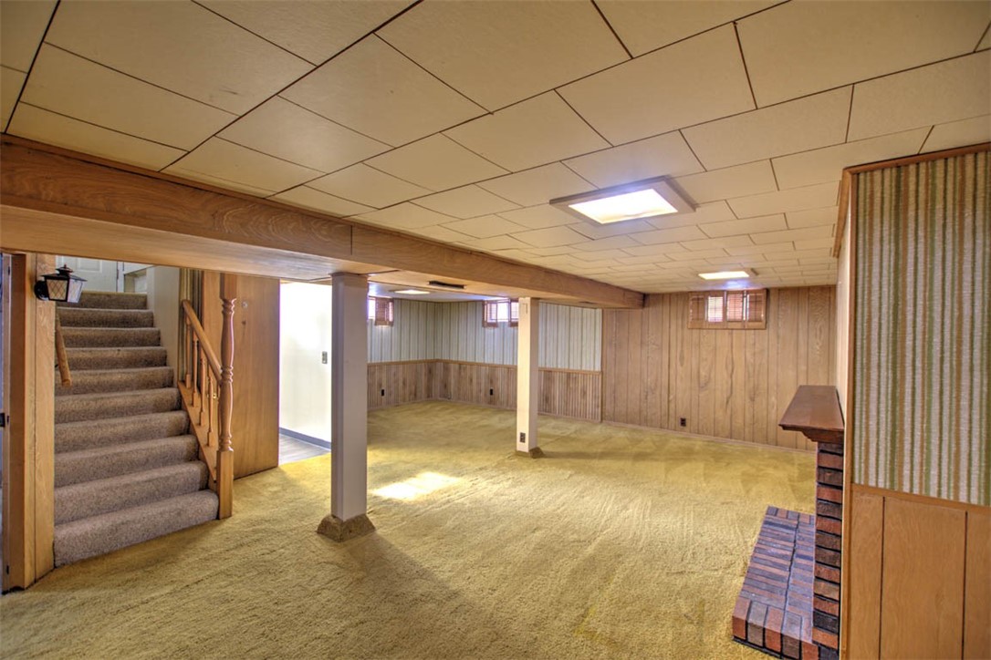 155 Columbus Drive Decatur, IL 62526 - Photo 20 of 30 a view of an empty room