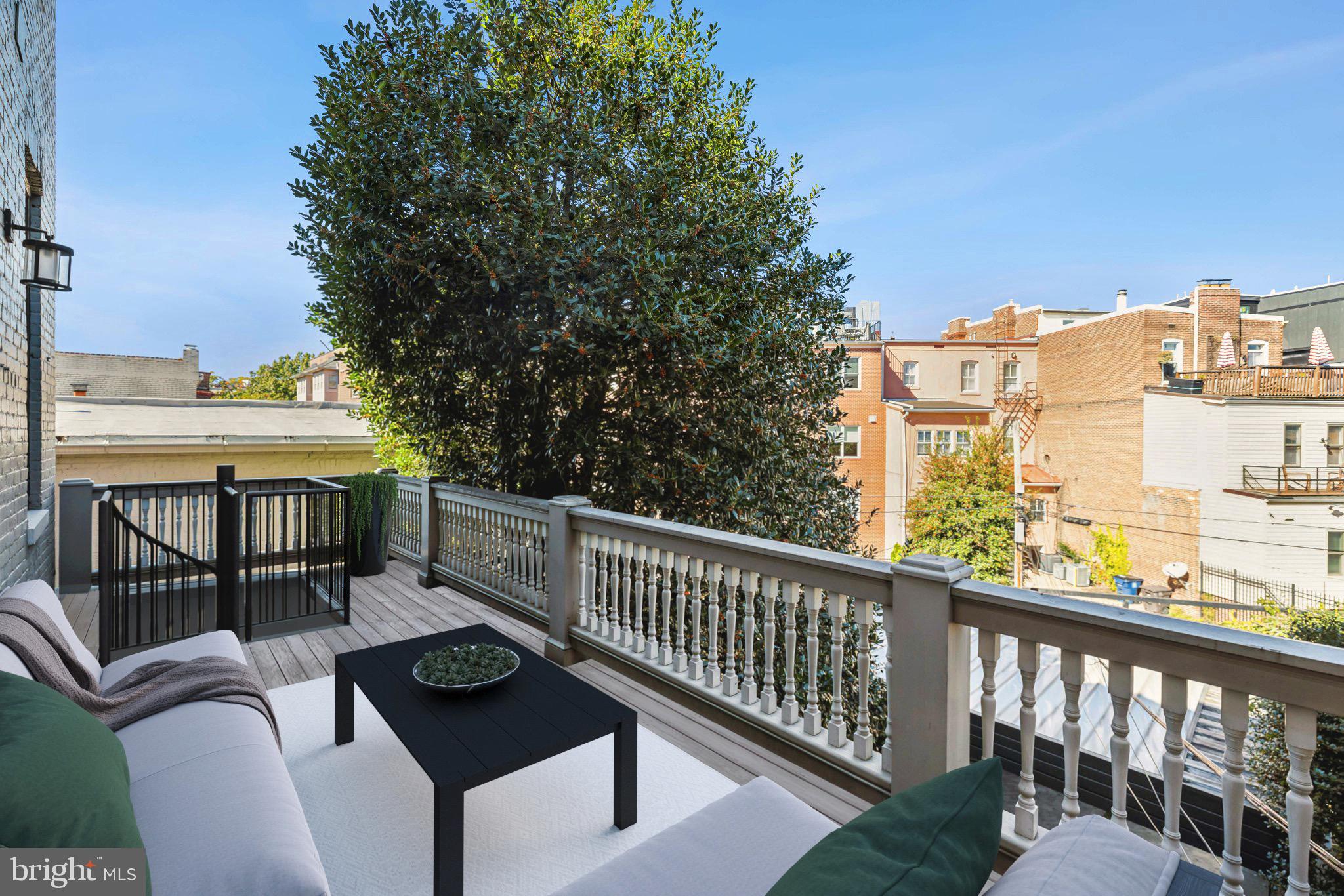 1213 O Street Northwest Washington, DC 20005 - Photo 26 of 29 a view of a balcony with chairs