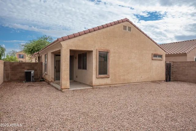 $1,695 | 37153 West Amalfi Avenue, Maricopa, AZ 85138
