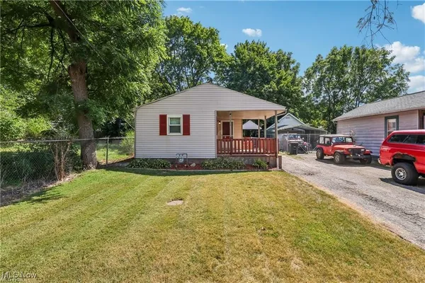 $1,154 | 1254 Welsh Avenue, Akron, OH 44314