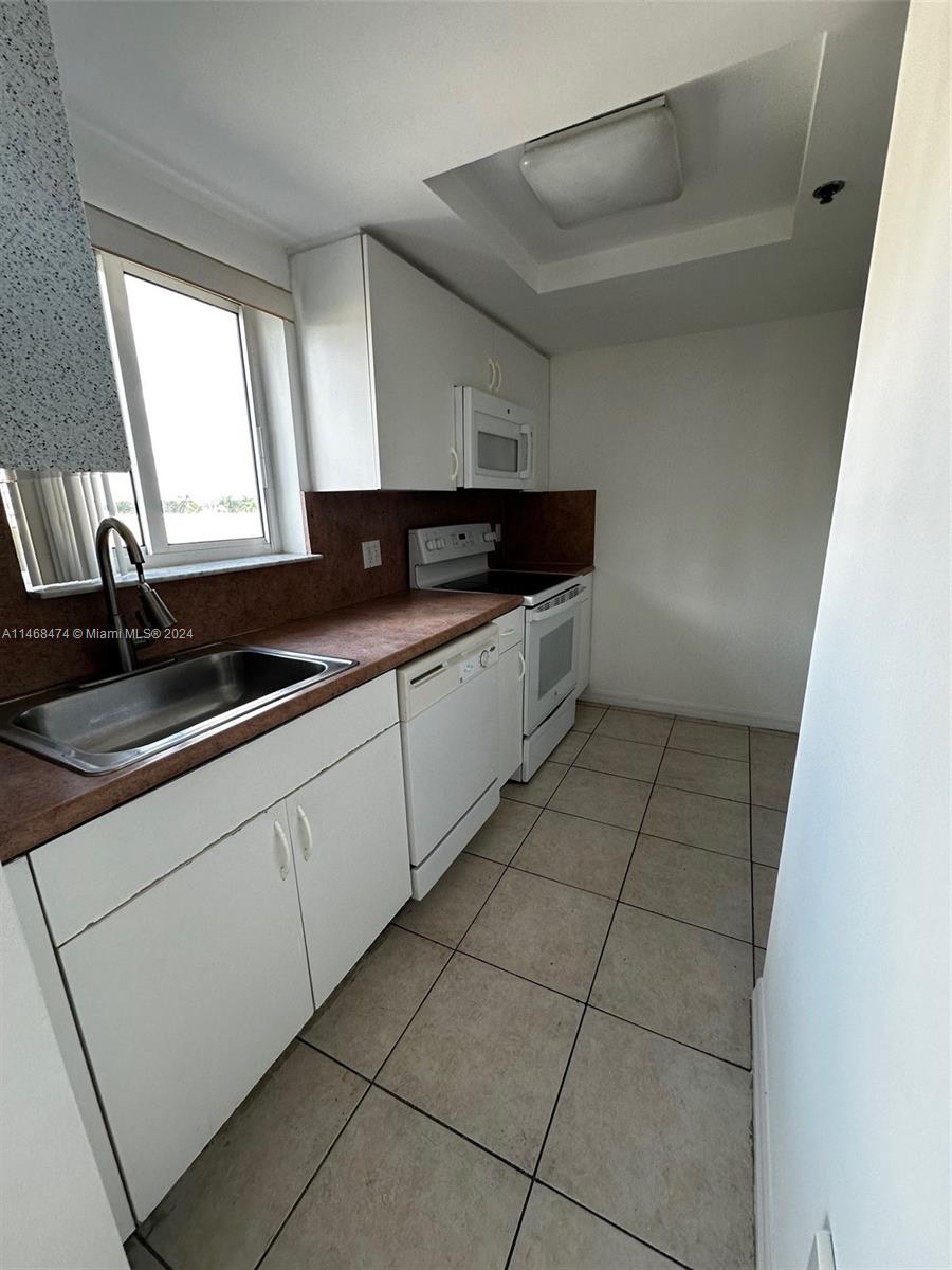 2475 Northwest 16th St Road, Unit 415 Miami, FL 33125 - Photo 1 of 9 Gallery Image 1