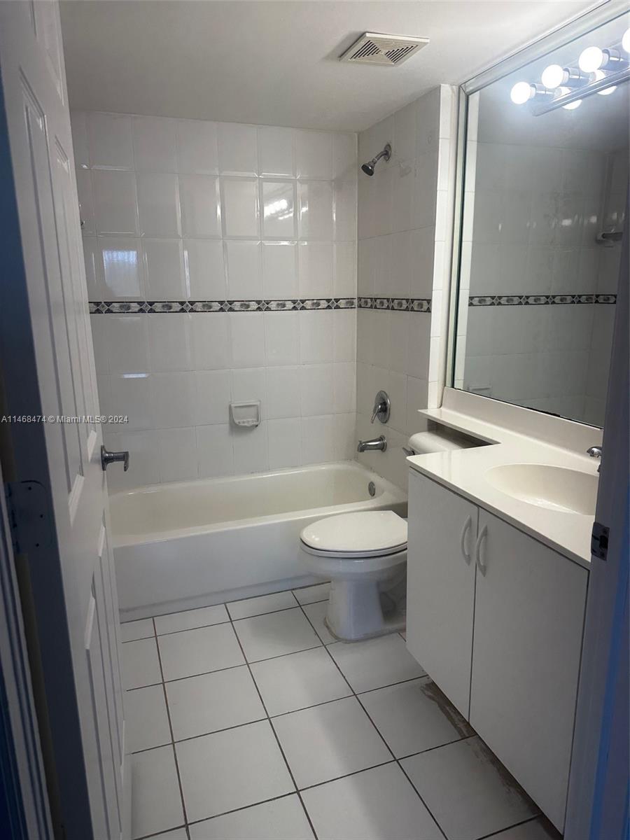 2475 Northwest 16th St Road, Unit 415 Miami, FL 33125 - Photo 8 of 9 Gallery Image 8