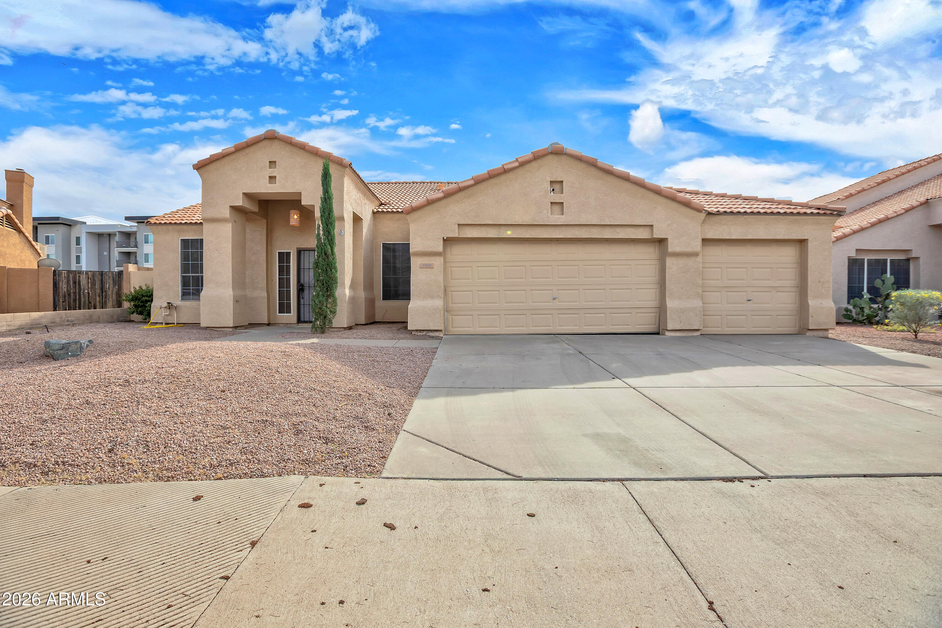 9851 East Irwin Circle Mesa, AZ 85209 - Photo 1 of 34 Irwin - 0539