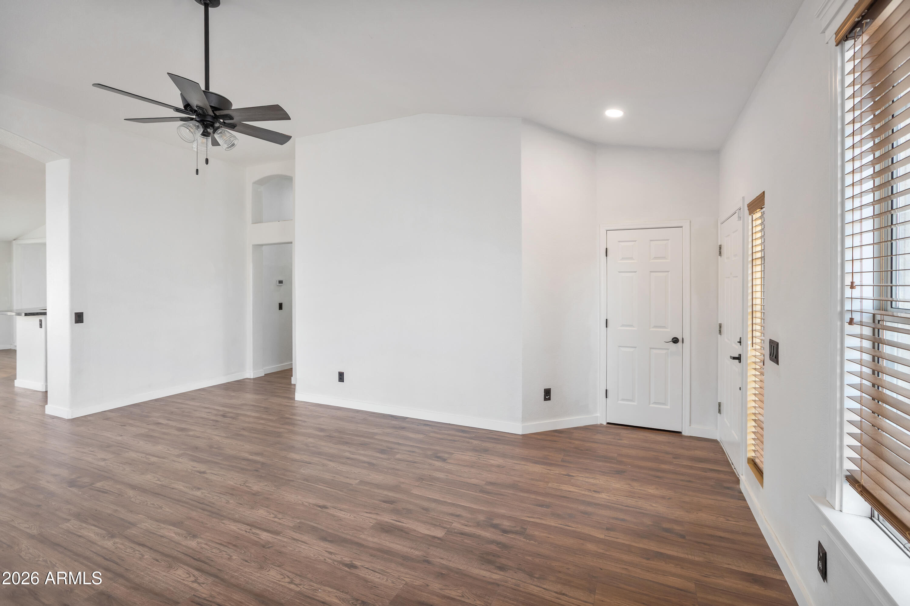 9851 East Irwin Circle Mesa, AZ 85209 - Photo 7 of 34 Irwin - 7446