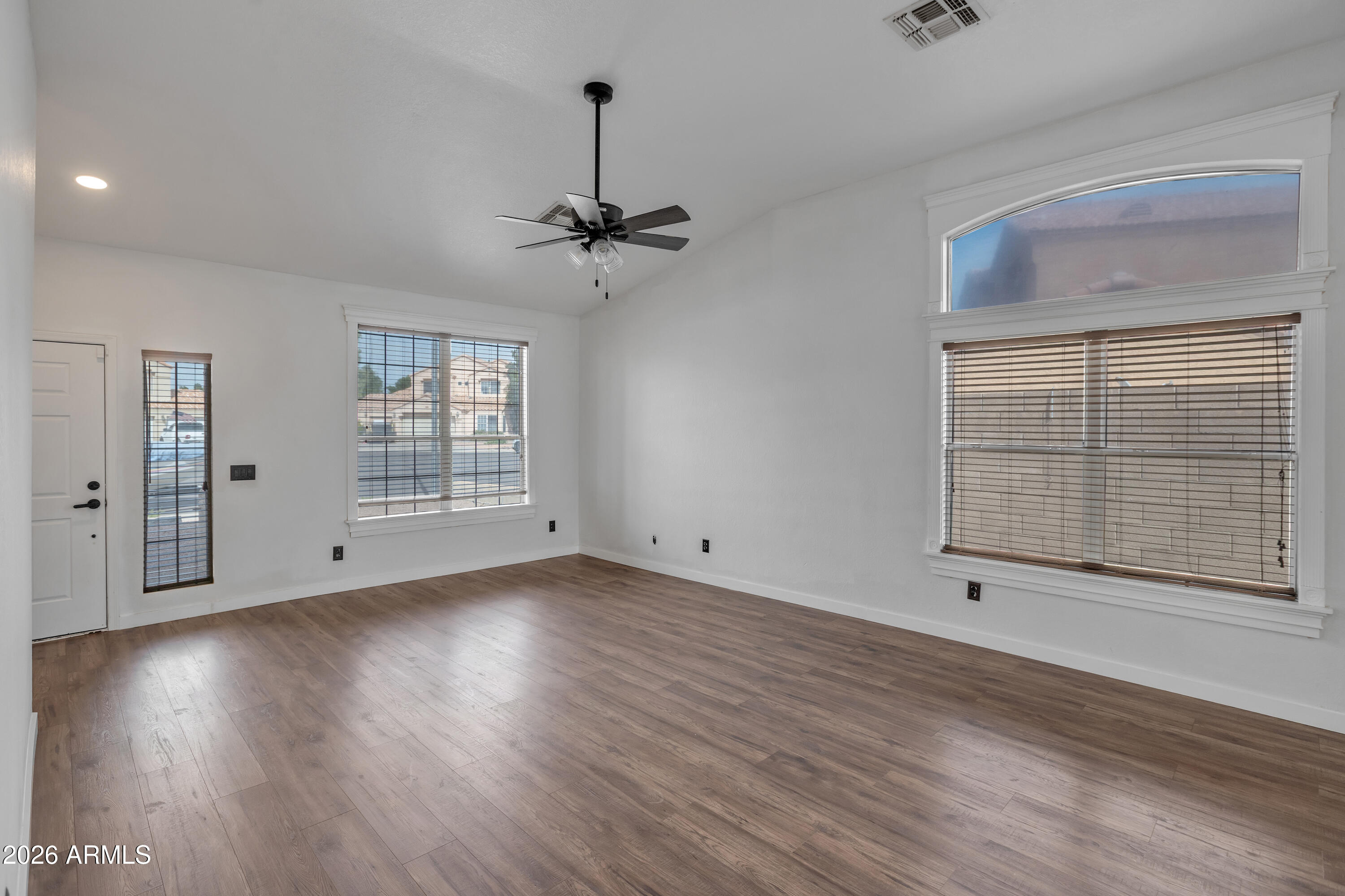 9851 East Irwin Circle Mesa, AZ 85209 - Photo 10 of 34 Irwin - 7459