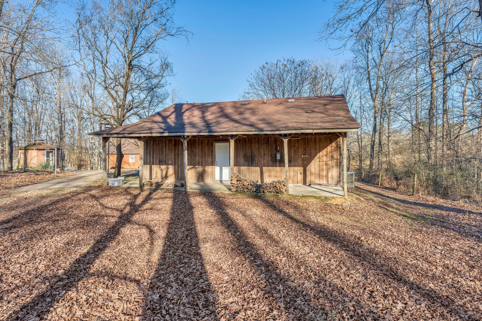 729 Rabbit Trail Road Leoma, TN 38468 - Photo 38 of 52 front view of a house with a yard