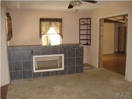 5052 Ridgeway Boulevard Milton, FL 32570 - Photo 15 of 17 Another view of Family Room